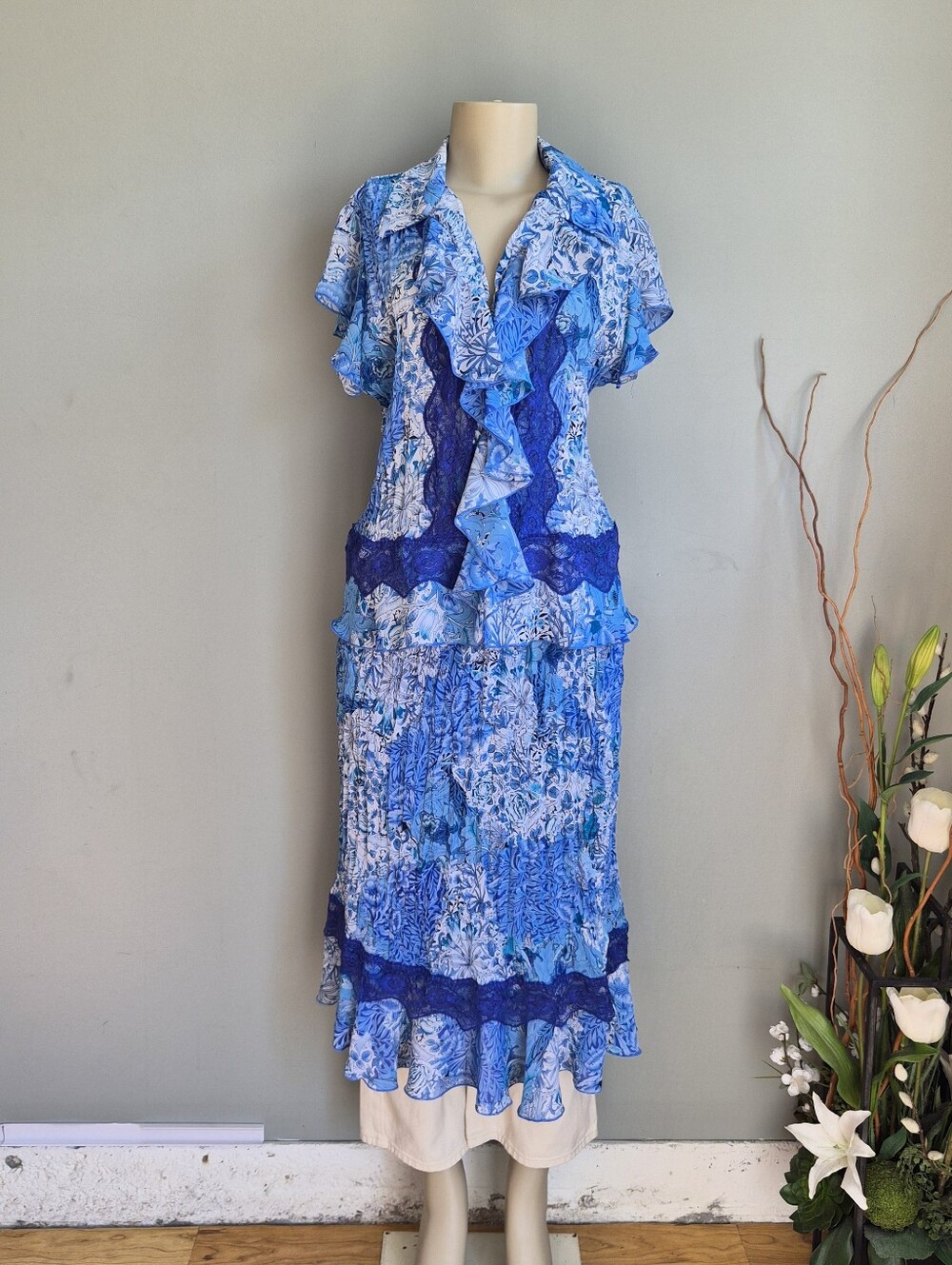 Vintage Robbi Bee Blue Floral Ruffle Midi Dress Size 10